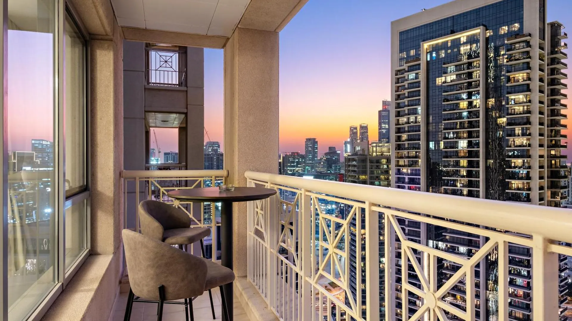 Elegant 1Br With Stunning Views At 29 Boulevard دبي شقة